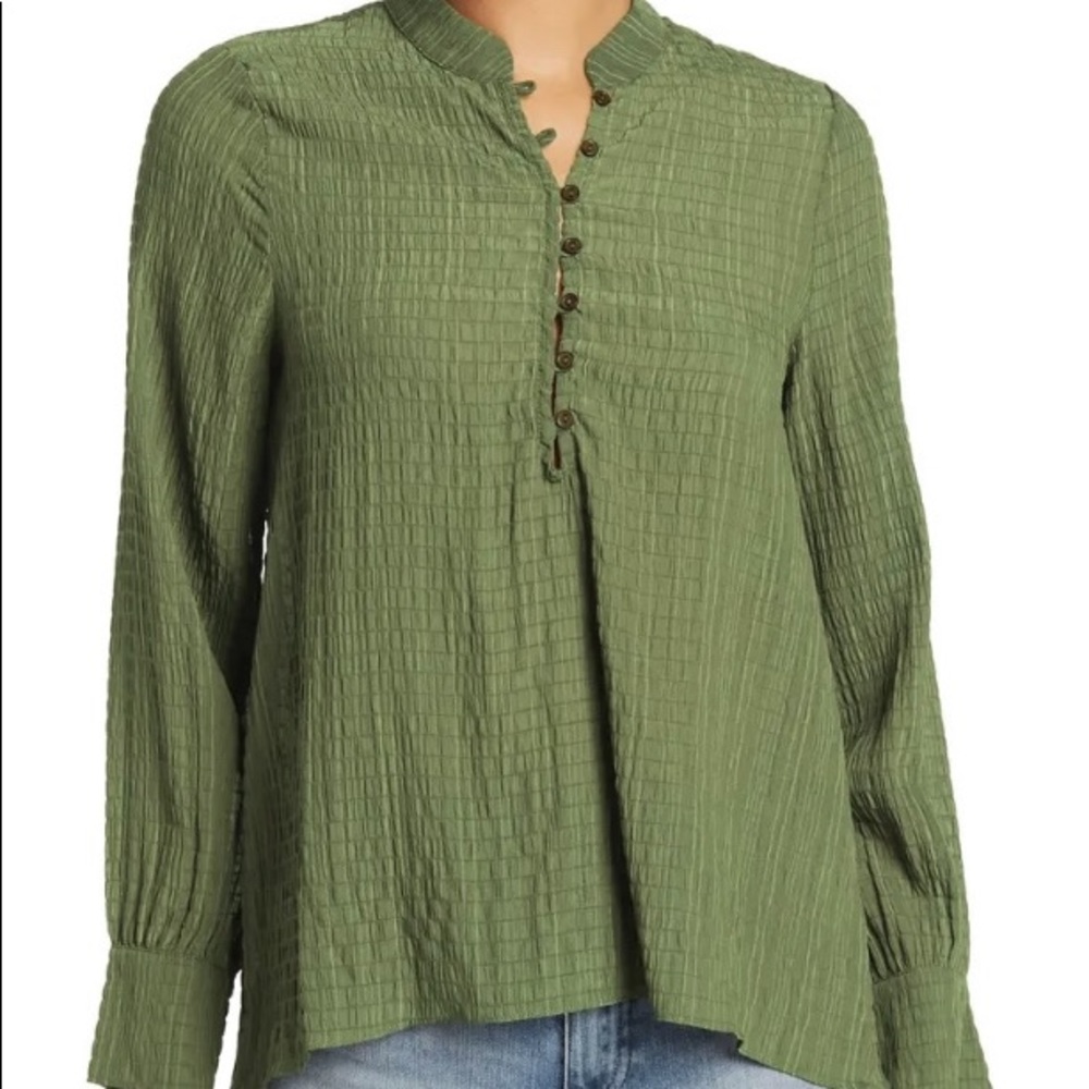 Woman’s Blouse Dark Green